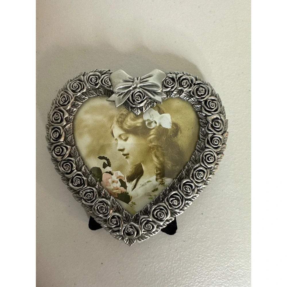 Vintage MT Pewter Tone Heart Picture Frame Rose Floral Bow Victorian Style 3.5in